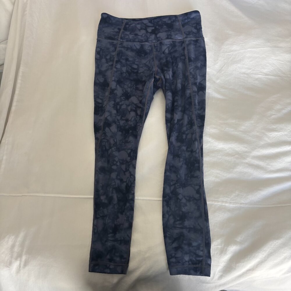 Blue Tie-Dye Athleta 7/8 Ultra High Rise Elation Leggings